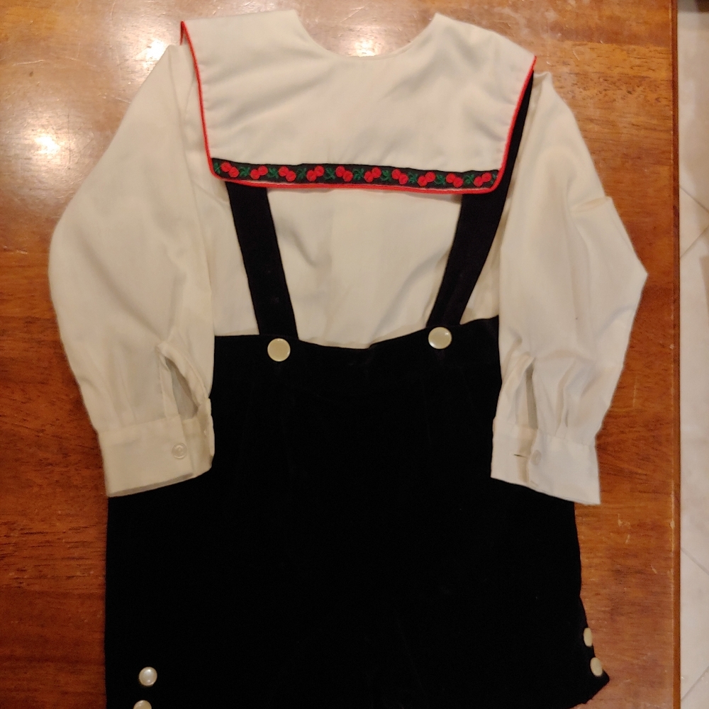 BETTI TERRELL Vintage Baby Outfit